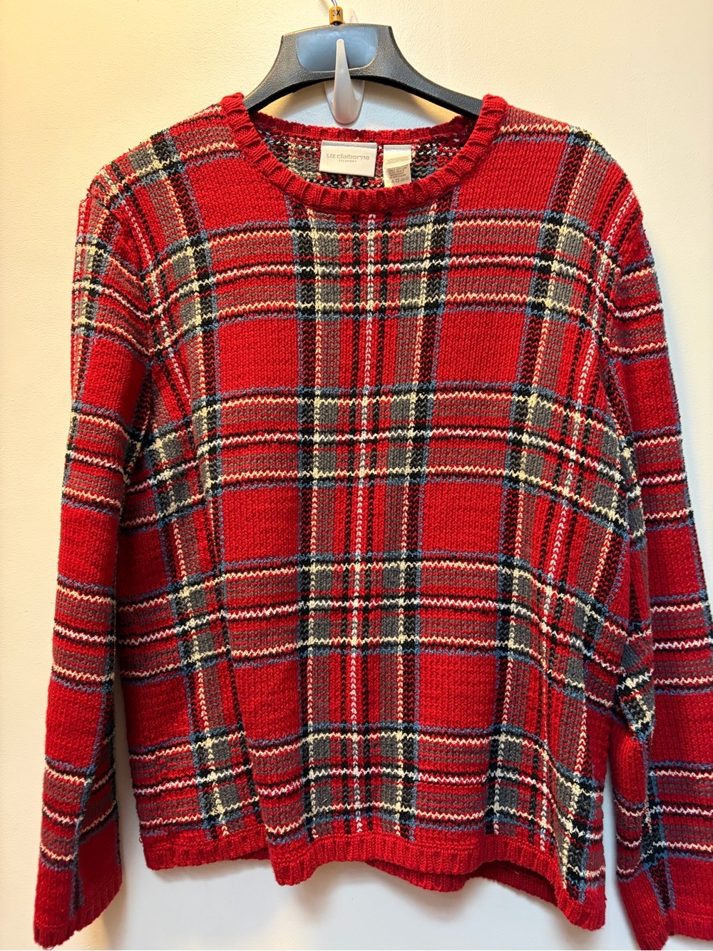 Liz Claiborne Liz sport Red Plaid Crewneck Sweater Black and Cream AccentsSz. XL